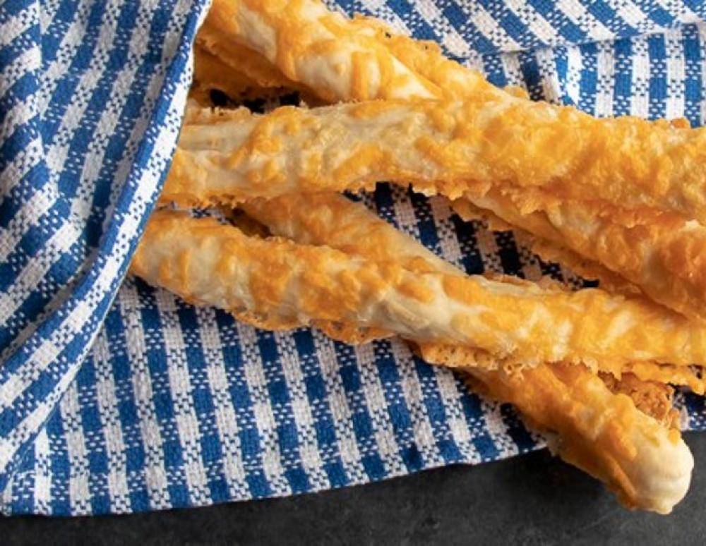 xHomemade Cheese Breadsticks featured image.jpgqitokJXJxHhBa.pagespeed.ic .RYgSEHnInA