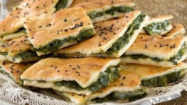 nostimi kai eykoli spanakopita apo ti lagana poy perissepse e vima