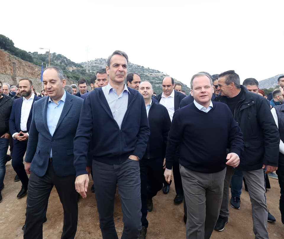 karamanlis mitsotakis erga ipourgeio ipodomon 11zon